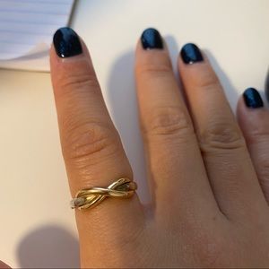 Tiffany & Co infinity Ring Size 7